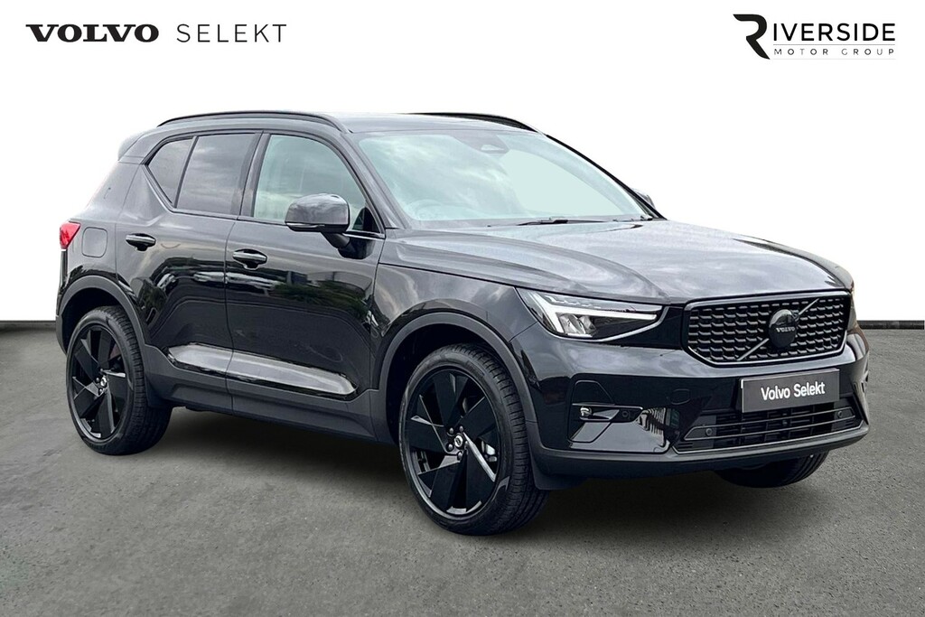 Volvo XC40 Black Edition Plus, B3 Mild Hybrid, Black