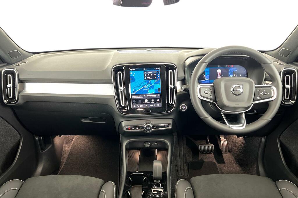 Volvo XC40 Plus, B3 Mild Hybrid, Dark YO26PKN Grey #6
