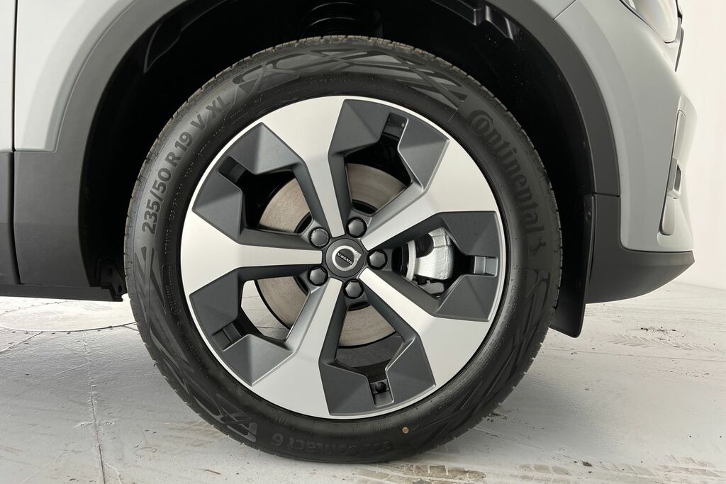 Volvo XC40 Plus, B3 Mild Hybrid, Dark YO26PKN Grey #5