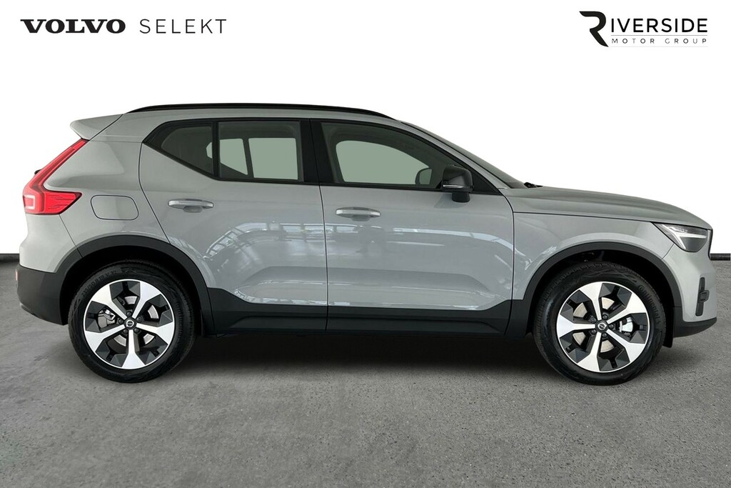 Volvo XC40 Plus, B3 Mild Hybrid, Dark YO26PKN Grey #4