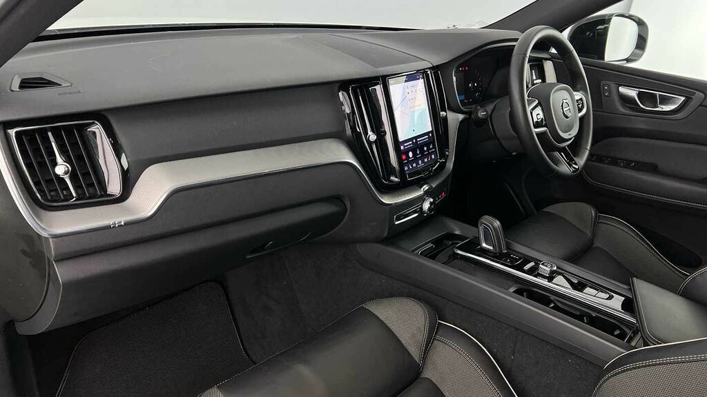 Volvo XC60 R-design, B4 Awd Mild Hybrid White #3