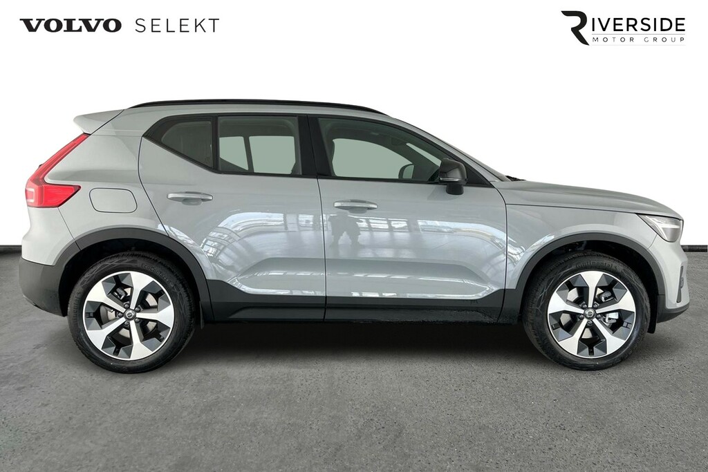 Volvo XC40 Plus, B3 Mild Hybrid, Dark Grey #4