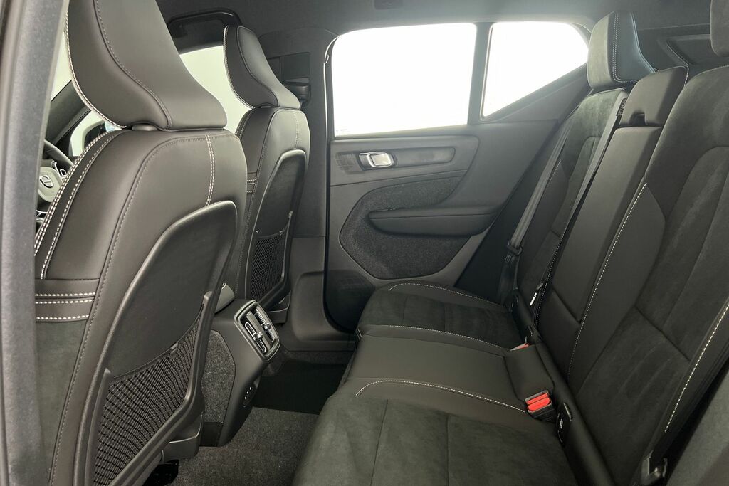 Volvo XC40 Ultra, B4 Mild Hybrid, Bright Grey #17