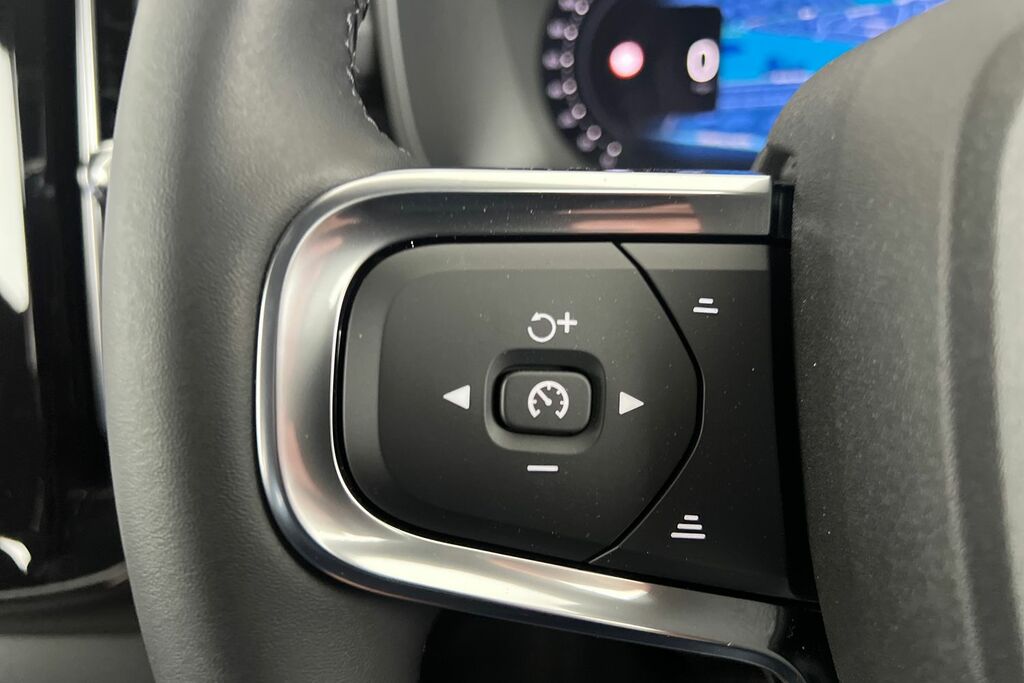 Volvo XC40 Ultra, B4 Mild Hybrid, Bright Grey #11