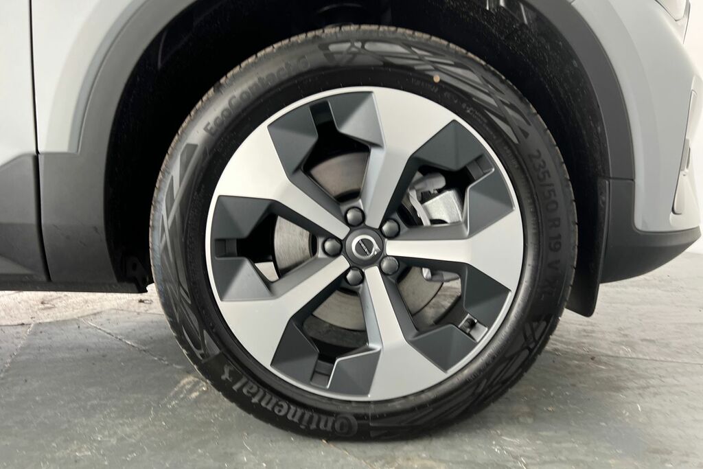 Volvo XC40 Plus, B3 Mild Hybrid, Dark Grey #5