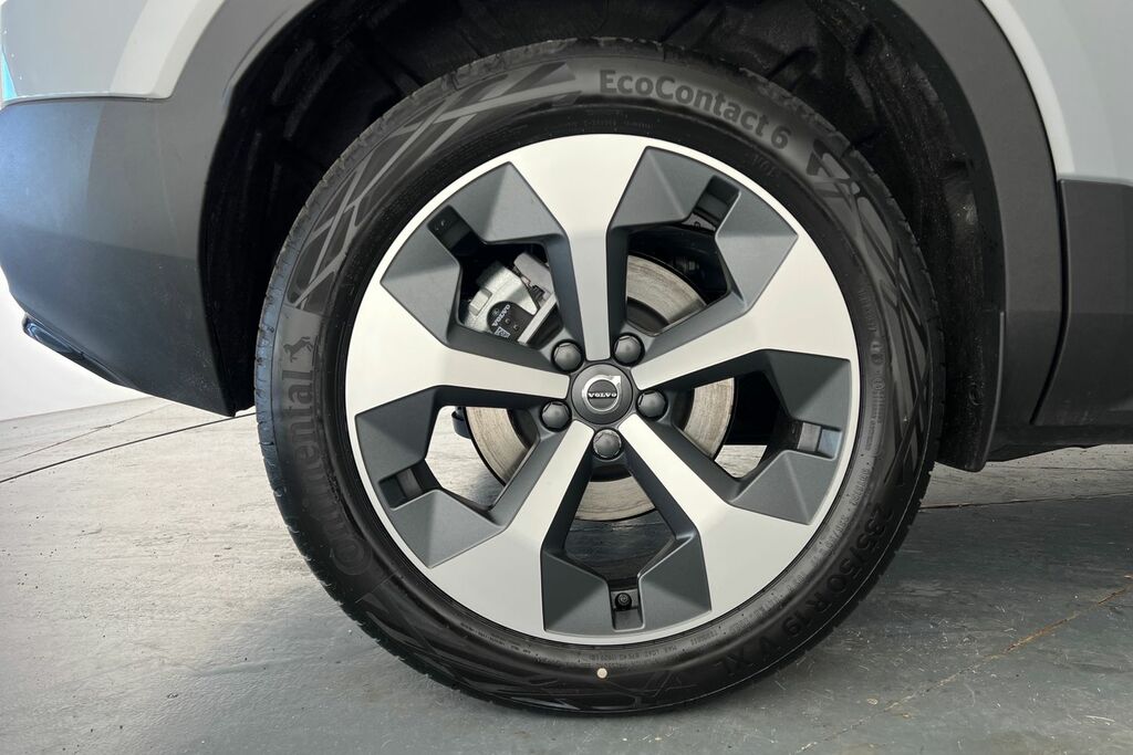 Volvo XC40 Ultra, B4 Mild Hybrid, Bright Grey #24