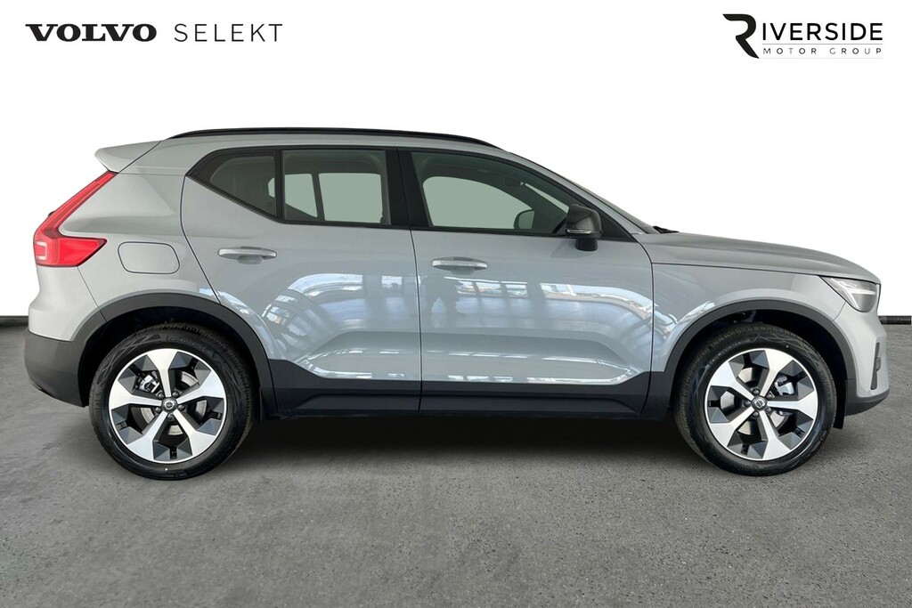 Volvo XC40 Plus, B3 Mild Hybrid, Dark Grey #4