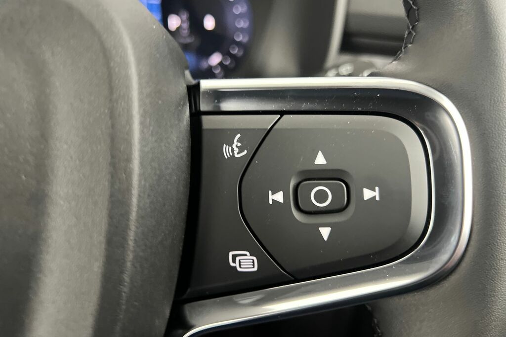 Volvo XC40 Ultra, B4 Mild Hybrid, Bright Grey #12