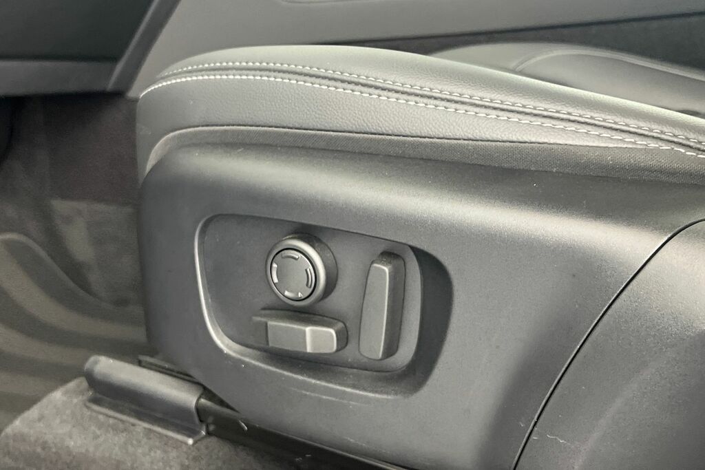 Land Rover Discovery Sport D200 Dynamic Hse Silicon Silver Silver #33
