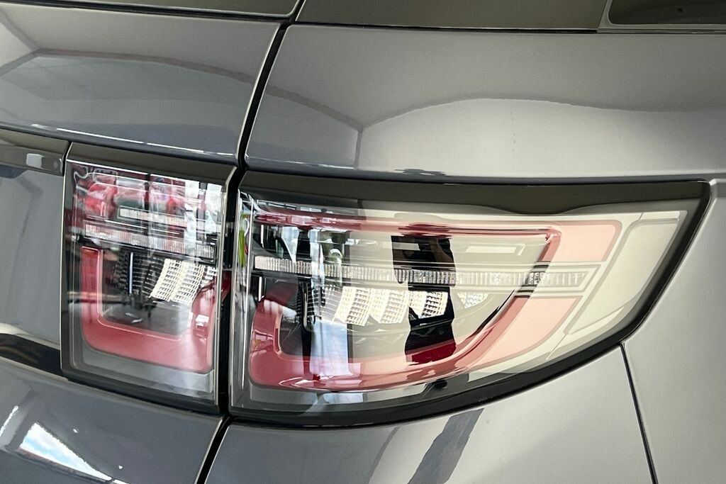 Land Rover Discovery Sport D200 Dynamic Hse Silicon Silver Silver #20