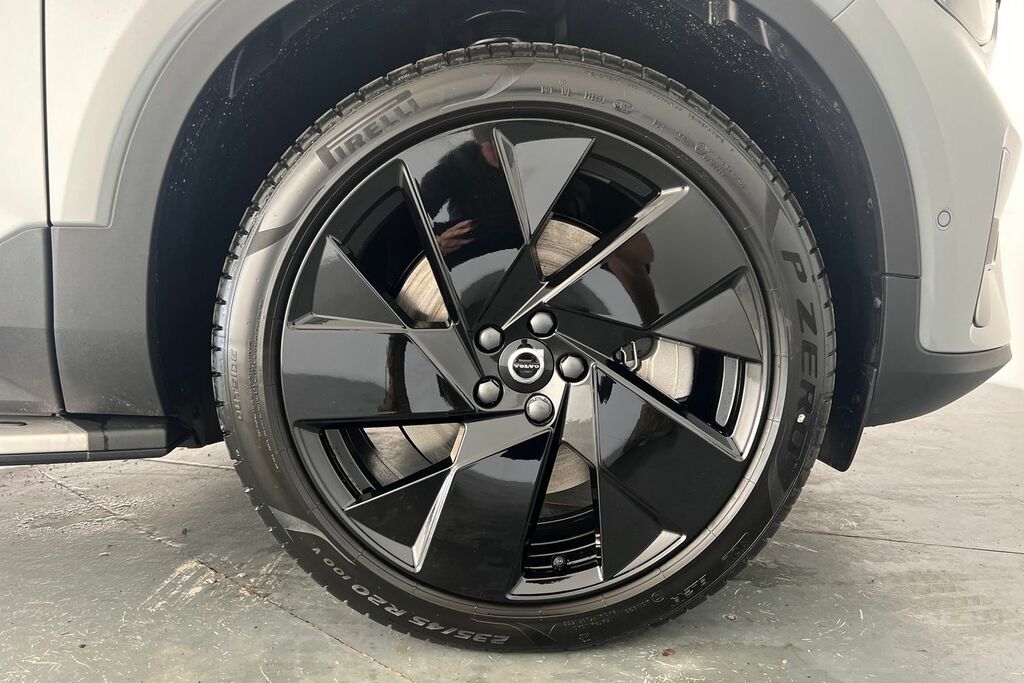 Volvo EX40 Black Edition Ultra, Single Motor Extended Range, YT26WUL Grey #5