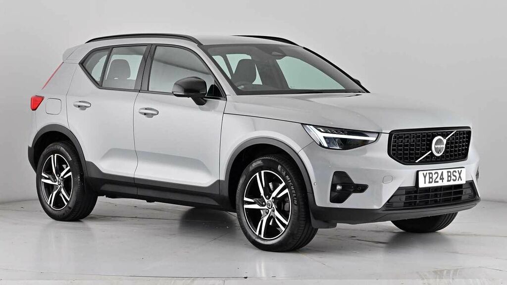 Volvo XC40 Plus Dark B3 Mild Hybrid 360 Camera Heated Seats G Grey