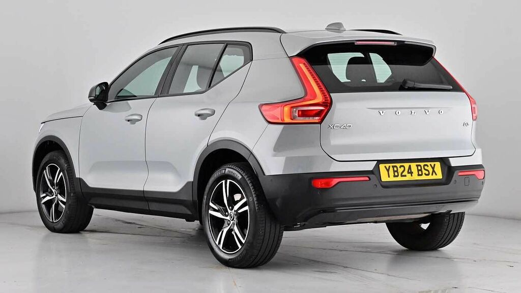 Volvo XC40 Plus Dark B3 Mild Hybrid 360 Camera Heated Seats G Grey #2