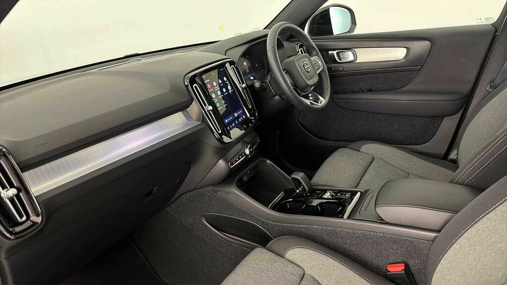 Volvo XC40 Plus Dark B3 Mild Hybrid 360 Camera Heated Seats G Grey #3