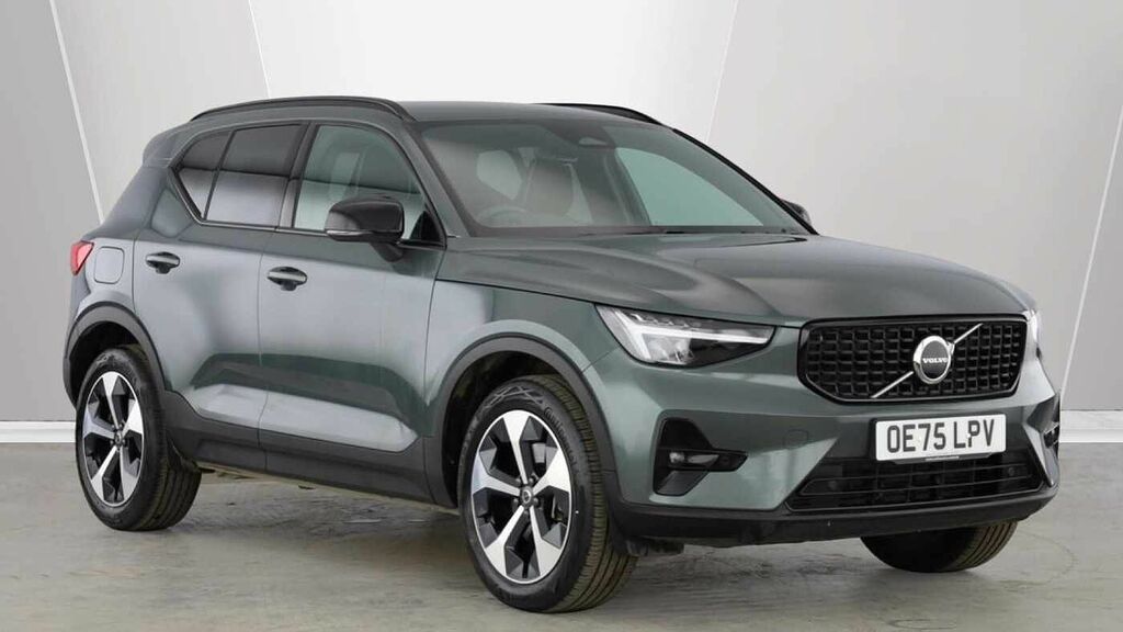 Volvo XC40 Plus Dark B4 Mild Hybrid Dark Tints Heated Seats G