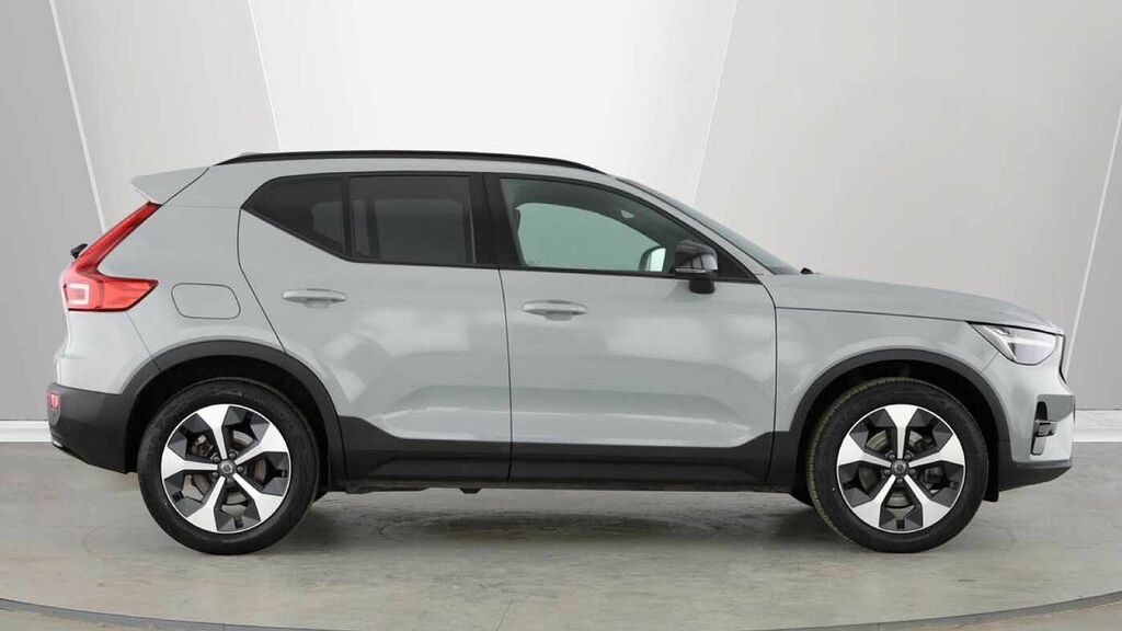 Volvo XC40 Plus Dark B3 Mild Hybrid Dark Tints Heated Seats Grey #4