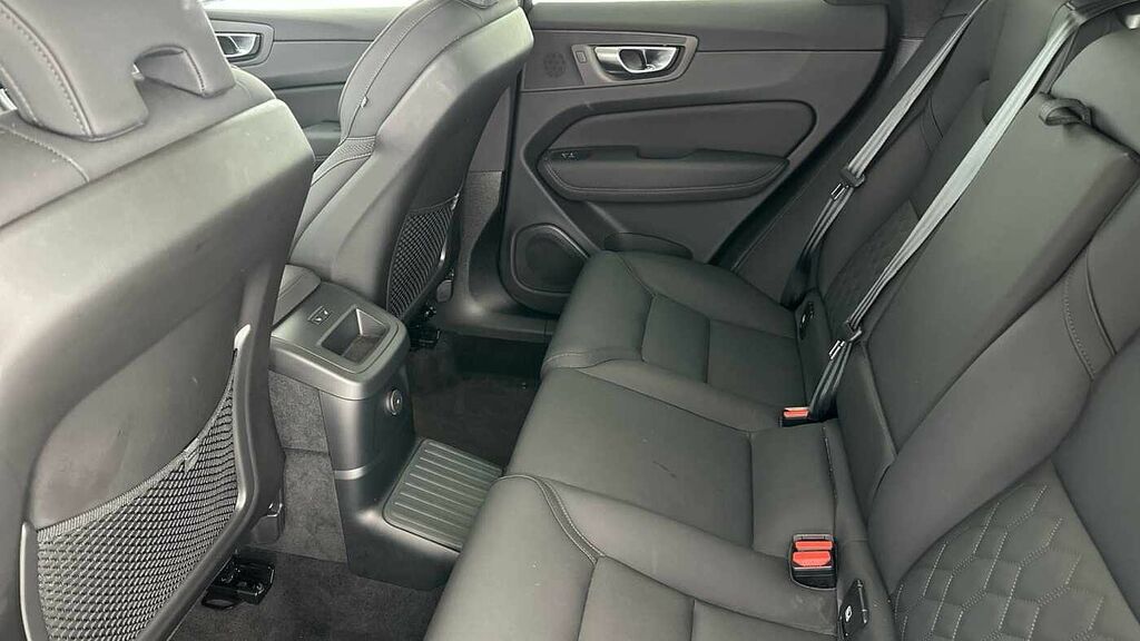 Volvo XC60 Black Edition Plus, B5 Awd Mild Hybrid, Ti Black #11