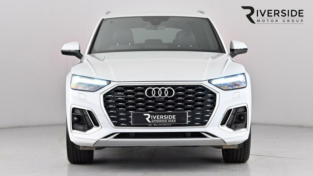 Audi Q5 2.0 Tfsie 55 Competition Sportback S Tronic Quattr White #3