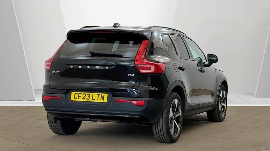 Volvo XC40 Ultimate, B4 Mild Hybrid, Dark Black #5
