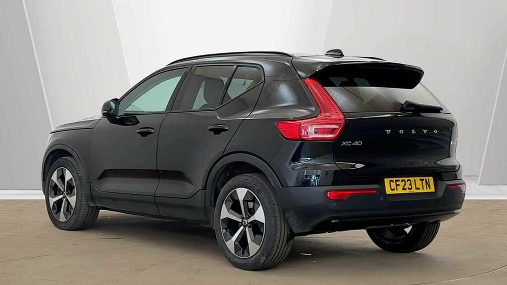 Volvo XC40 Ultimate, B4 Mild Hybrid, Dark Black #2