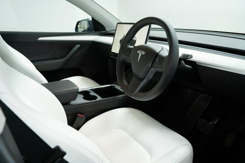 Tesla Model Y Dual Motor Long LF73WBY  #3