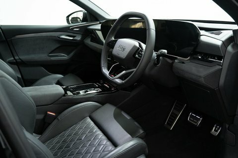 Audi E-tron Audi Q6 E-tron Estate 285Kw Quattro 100Kwh S Line Black #4