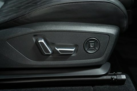 Audi E-tron Audi Q6 E-tron Estate 285Kw Quattro 100Kwh S Line Black #18