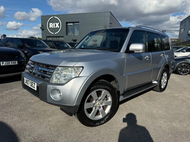 Mitsubishi Shogun Di-dc Elegance Suv Silver #2