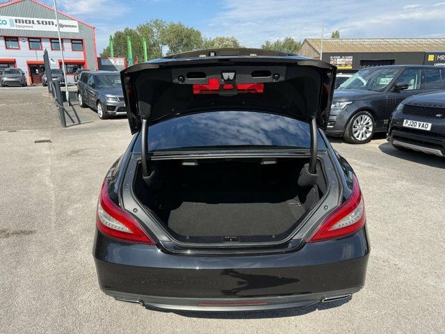 Mercedes-Benz CLS Cls220d Amg Line Premium Black #5