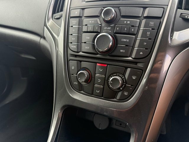 Vauxhall Astra 2013 1.4 16V Sri Hatchback Euro Black #22
