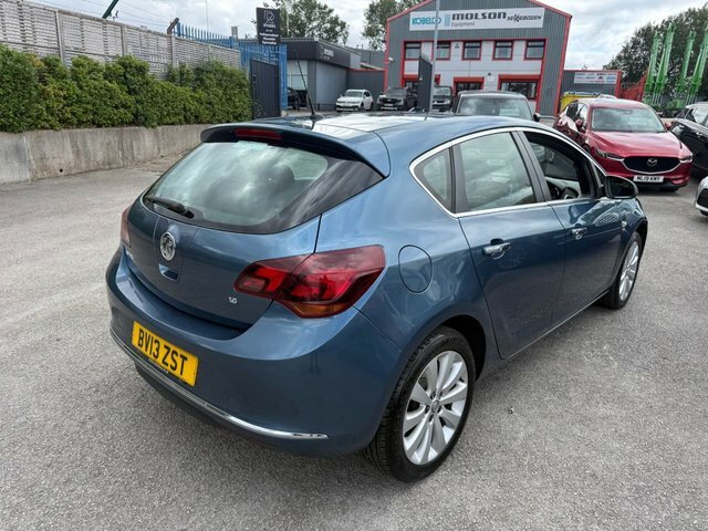 Vauxhall Astra 2013 1.4 16V Sri Hatchback Euro Black #8