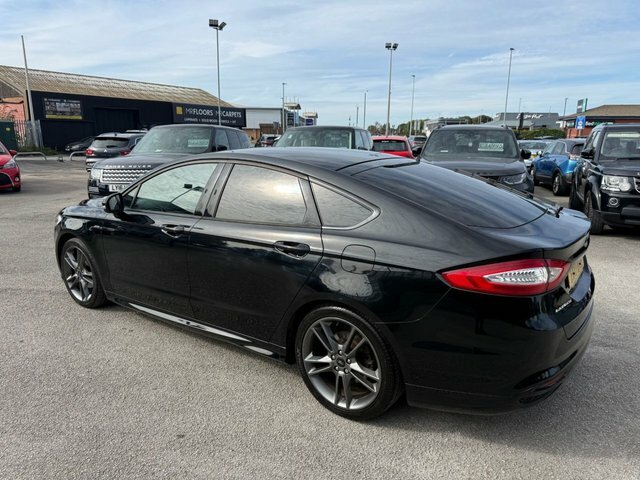 Ford Mondeo Tdci St-line X Hatchback Black #4