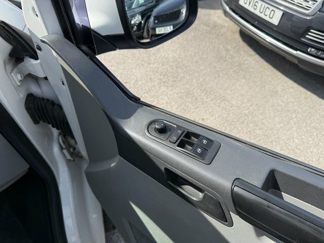 Volkswagen Transporter Panel Van T5.1 Dsg 215Hp Swb Kombi Trendline No Va Purple #23