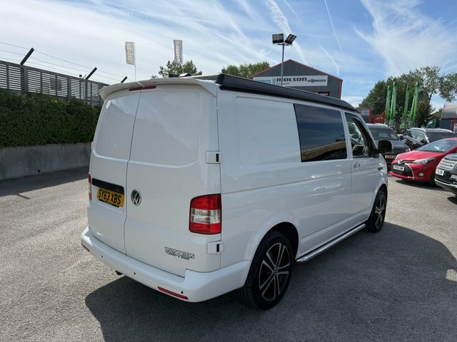 Volkswagen Transporter Panel Van T5.1 Dsg 215Hp Swb Kombi Trendline No Va Purple #11