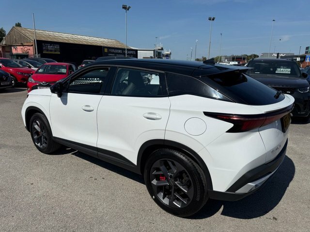 Omoda 5 Tgdi Noble Suv White #4