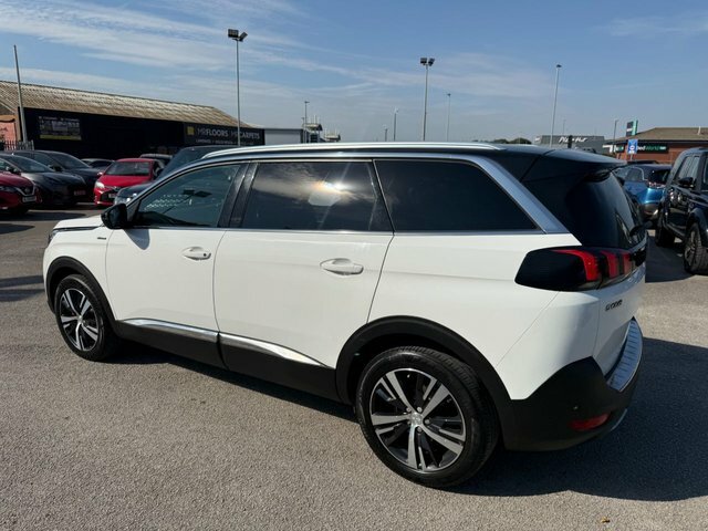 Peugeot 5008 Bluehdi Gt Line Suv White #4
