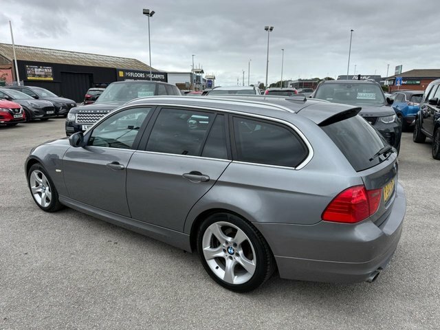 BMW 3 Series 318D Exclusive Edition Touring Grey #4