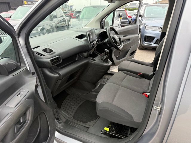 Citroen Berlingo 1.5 Bluehdi 130 Flair XL Eat8 7 Seat Bluex Blue #29
