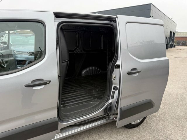 Citroen Berlingo 1.5 Bluehdi 130 Flair XL Eat8 7 Seat Bluex Blue #32