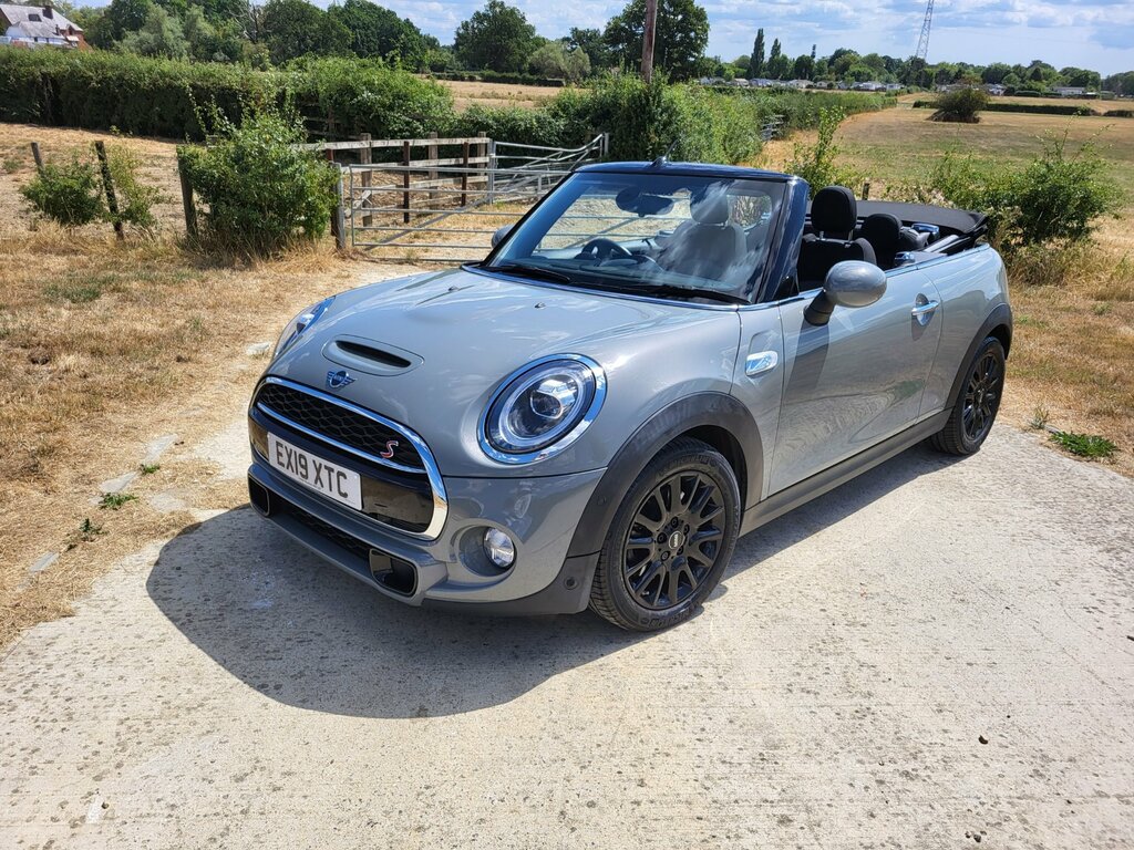 Mini Convertible 2.0 Cooper S Classic Convertible Steptr Grey