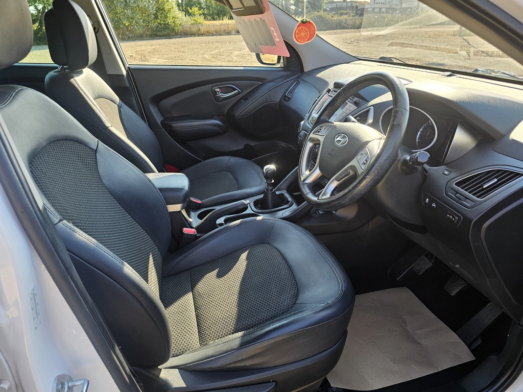 Hyundai Ix35 1.7 Crdi Se Euro 5 Ss Silver #7