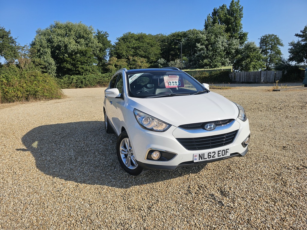 Hyundai Ix35 Premium Crdi White #3