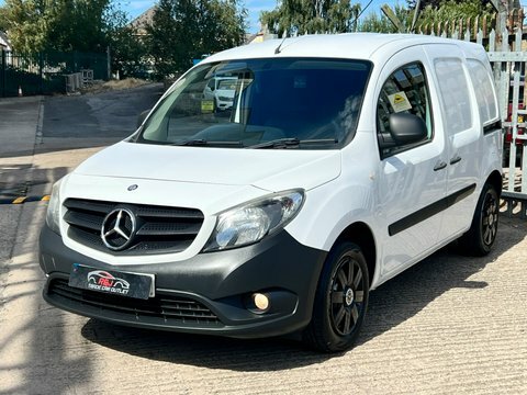 Mercedes-Benz CITAN 109 Cdi Blueefficiency White