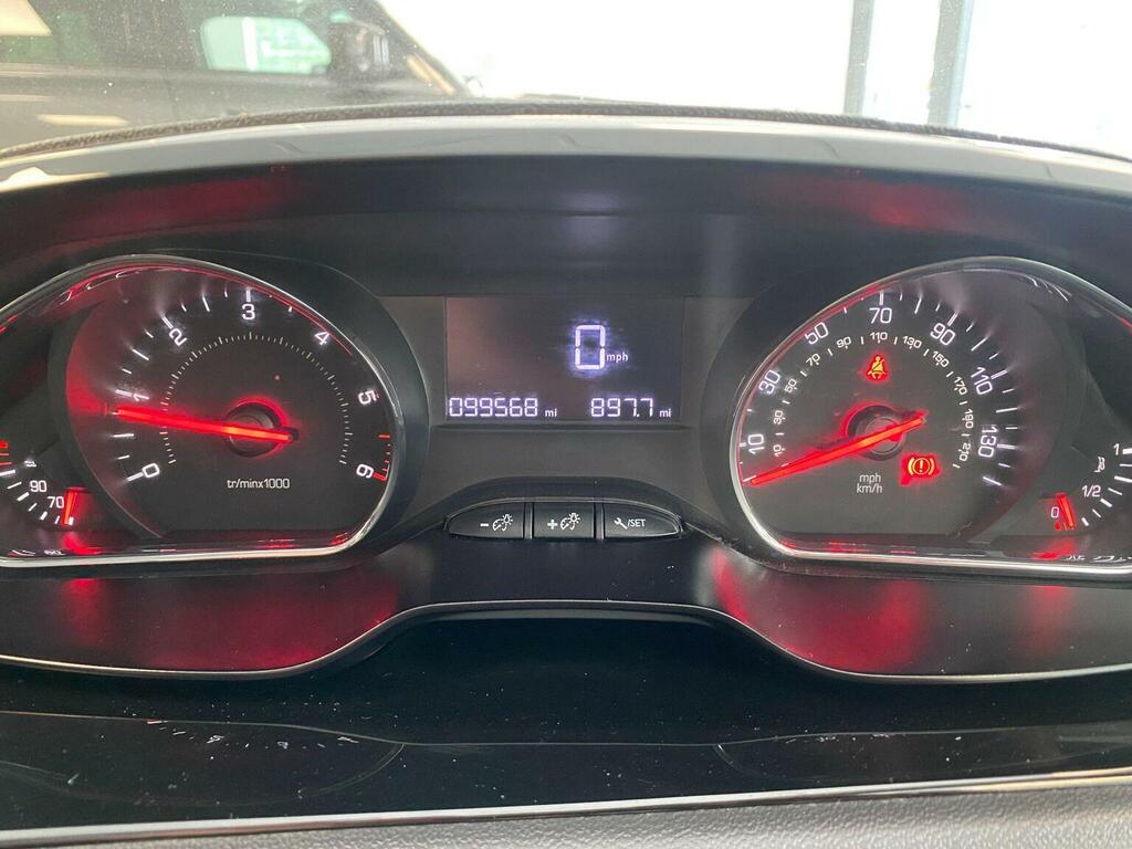 Peugeot 208 1.4 Hdi Active 68 Bhp Red #19