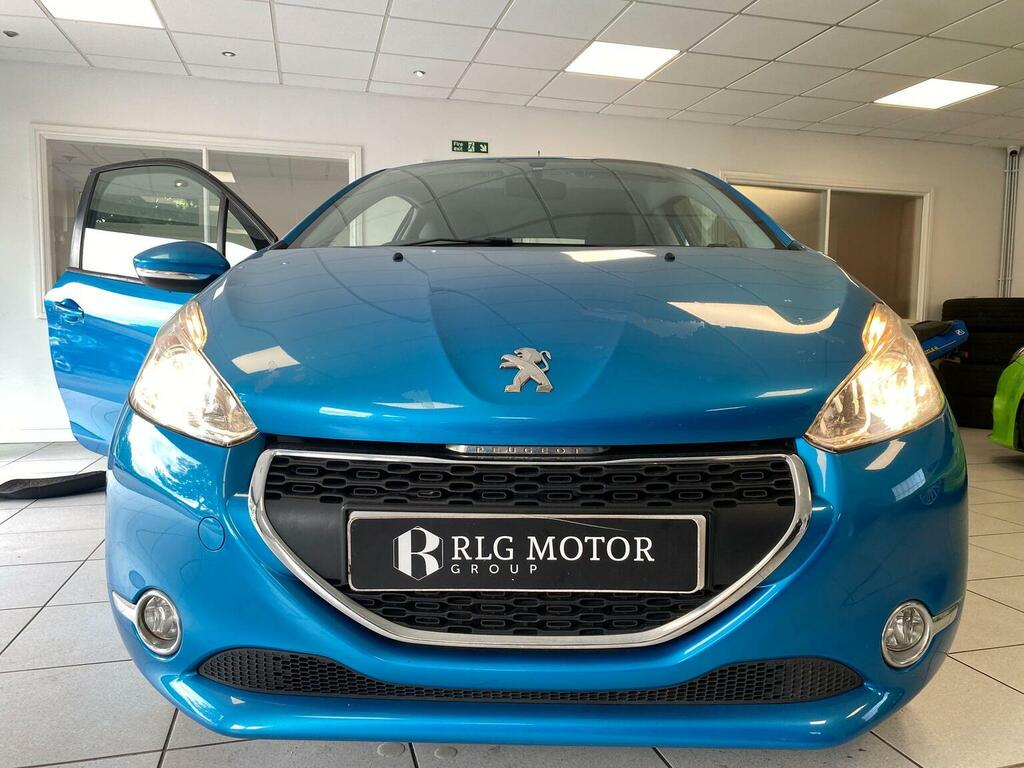 Peugeot 208 1.4 Hdi Active 68 Bhp Red #25