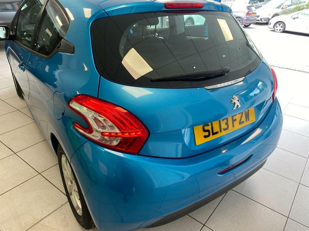 Peugeot 208 1.4 Hdi Active 68 Bhp Red #27