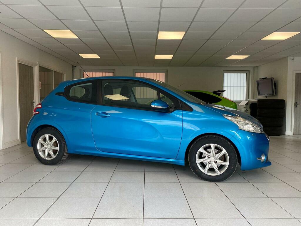 Peugeot 208 1.4 Hdi Active Euro 5 Blue