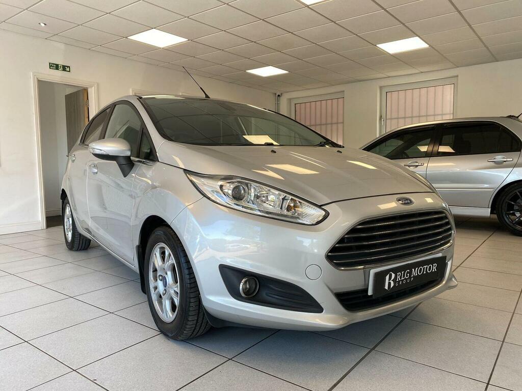 Ford Fiesta 1.6 Tdci Econetic Titanium Euro 5 Ss Silver #3