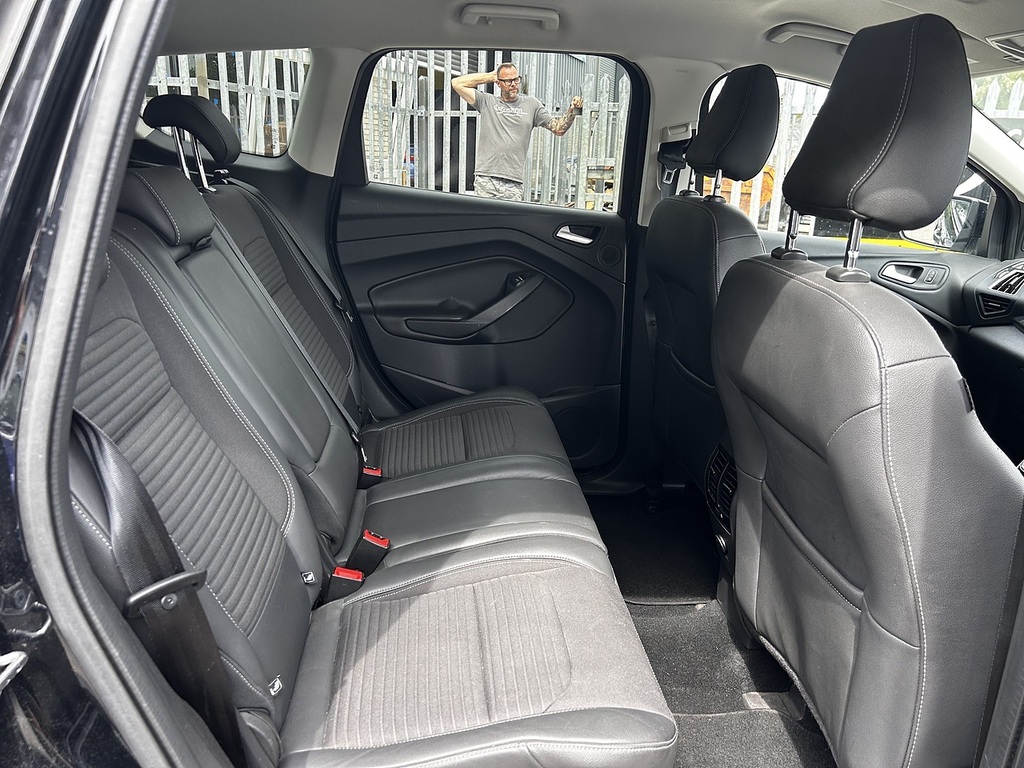 Ford Kuga Tdci Titanium Black #6
