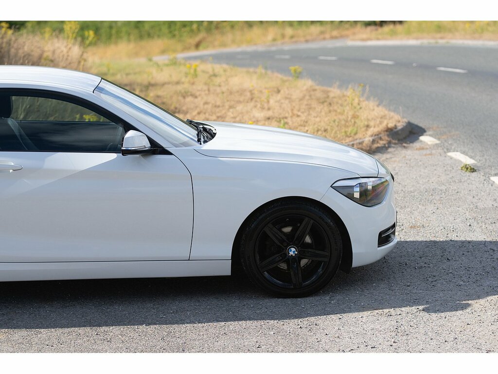 BMW 1 Series 118D Sport White #4